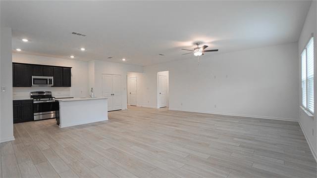 Foto del edificio - 1719 Arroyo Rd