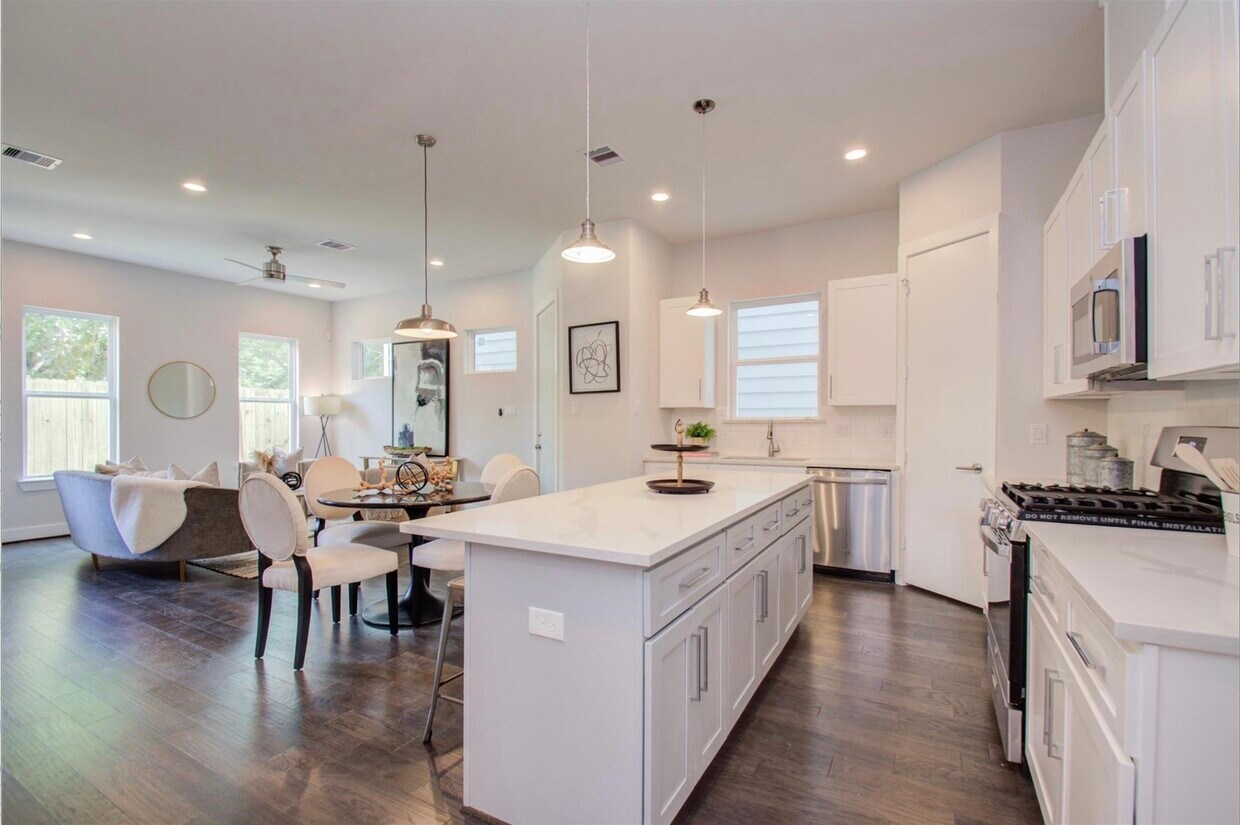Foto principal - 847 Rachel St