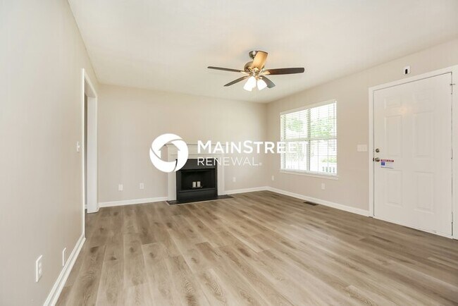 Building Photo - 4 Bedroom Pet-Friendly Home in Hermitage, ...