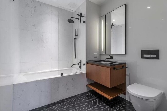 Building Photo - 1 bedroom in NEW YORK NY 10013
