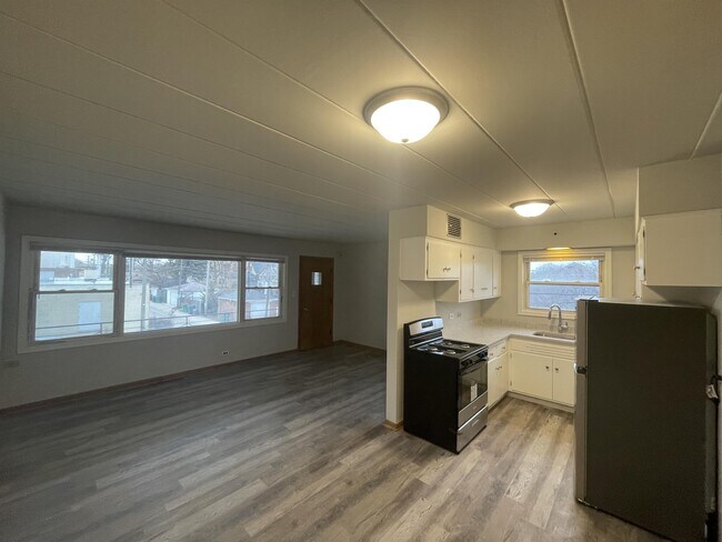 Building Photo - 2901 S Harlem Ave