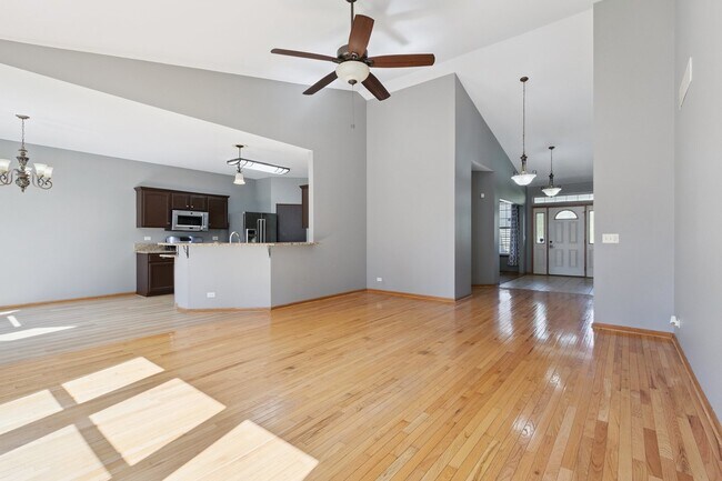 Building Photo - 3403 Green Pastures Ln