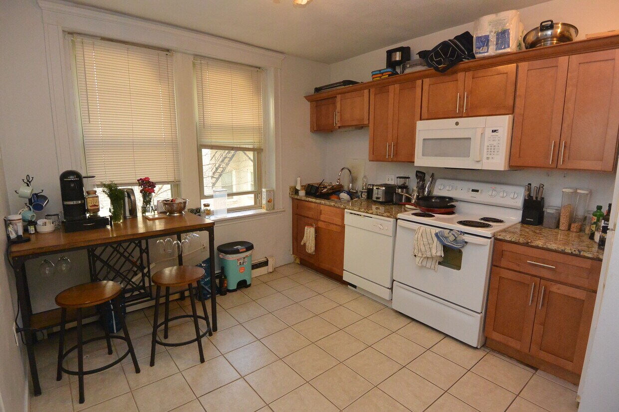 Primary Photo - 24 Ransom Rd