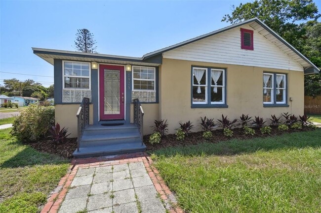 Building Photo - 1925 52nd St S