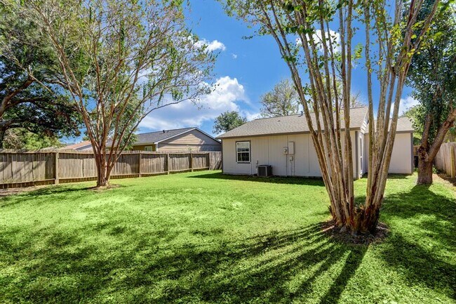 Foto del edificio - 24402 Running Iron Dr