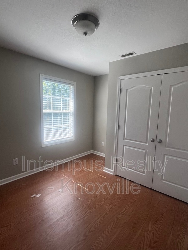 Foto del edificio - 413 Bowers Park Cir
