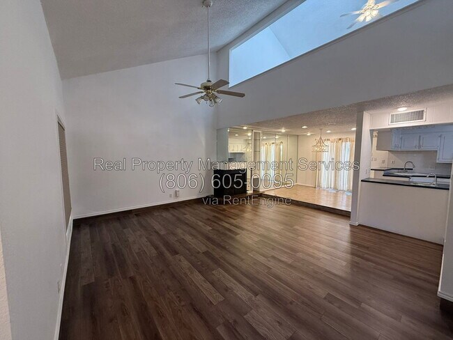 Foto del edificio - 3312 74th St
