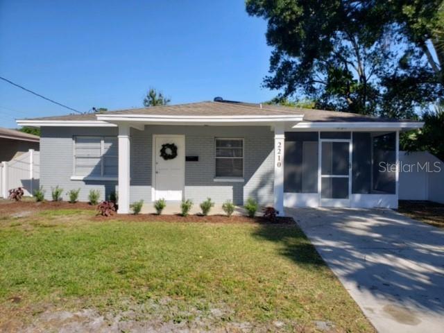 Foto principal - 2210 Harper St