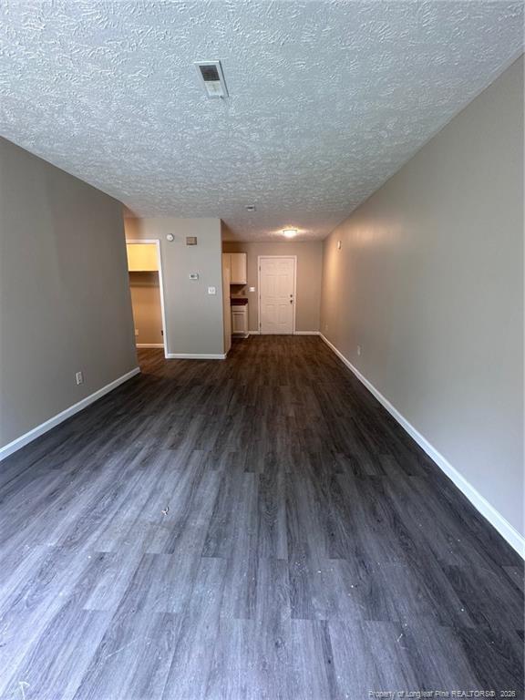 Foto del edificio - 5801 Aftonshire Dr
