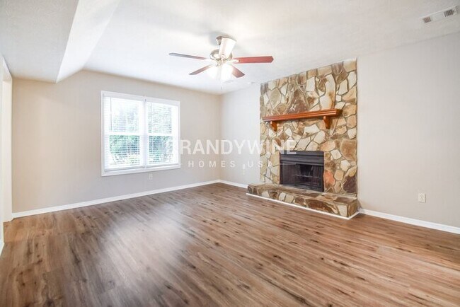 Building Photo - 5359 Kemper Pl