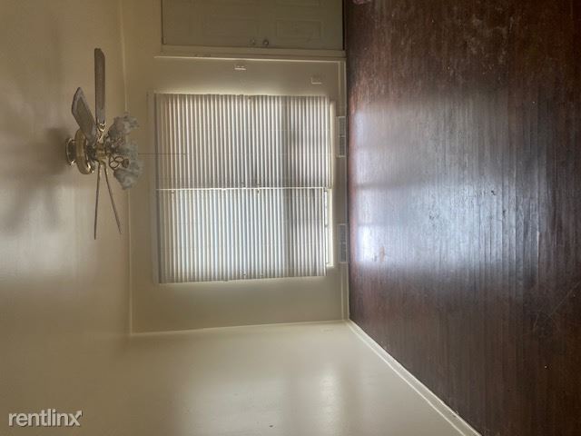 Building Photo - 3 br, 1 bath House - 642 W York Ave