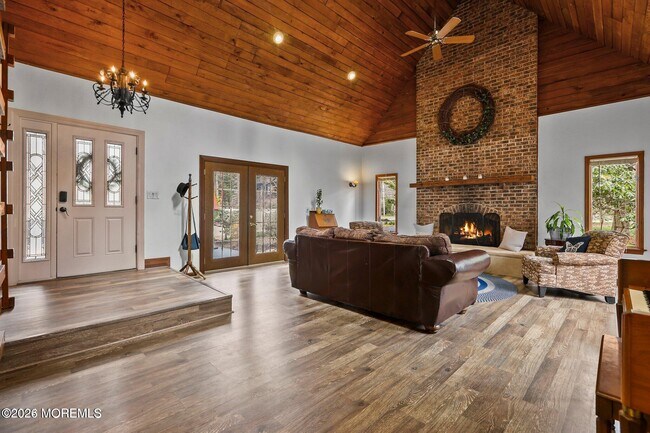 Foto del edificio - 1244 Whitesville Rd