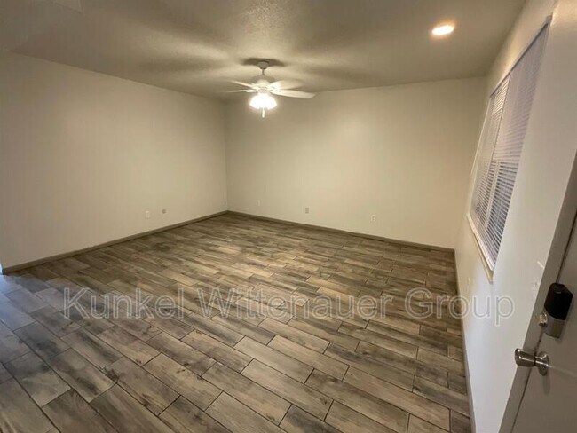 Foto del edificio - 1320 N 1st St