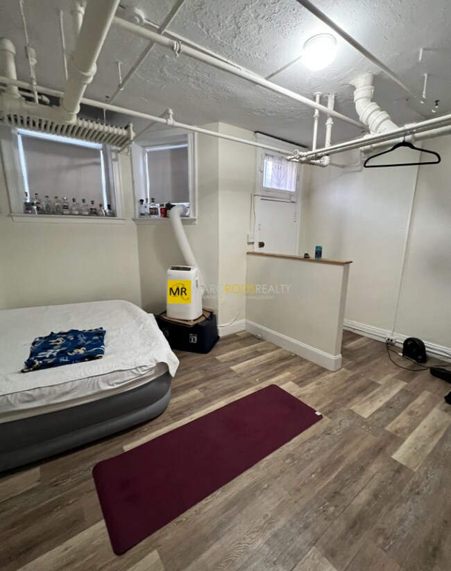 Building Photo - 1177 Boylston St