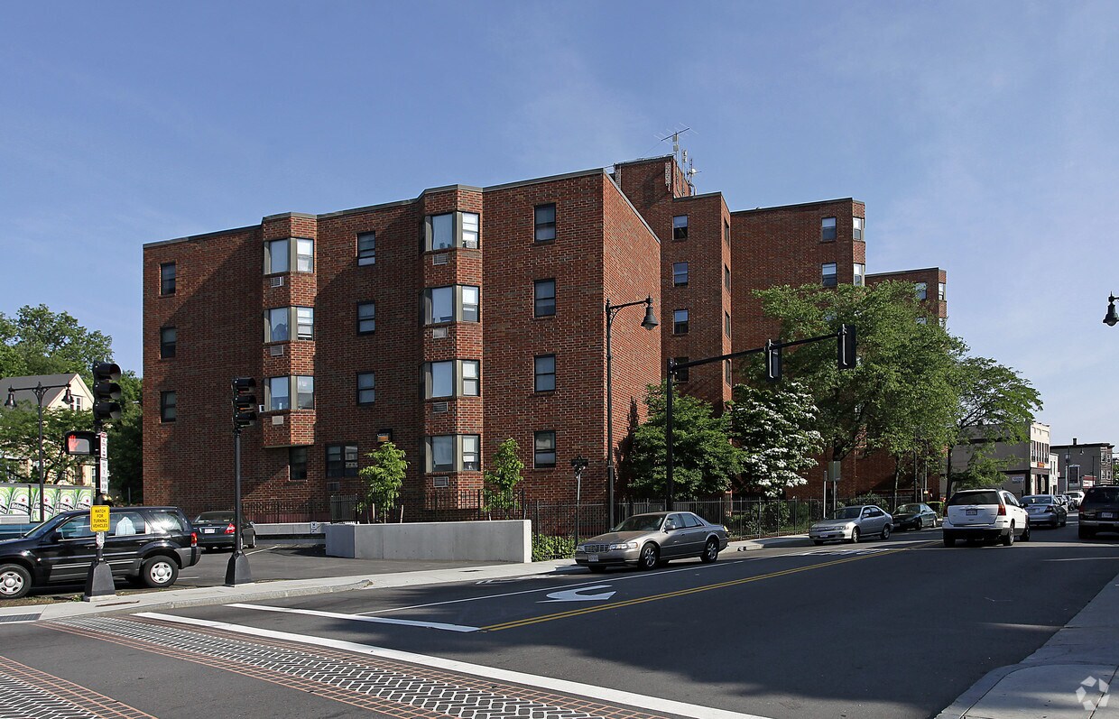 Foto principal - Peabody/Englewood