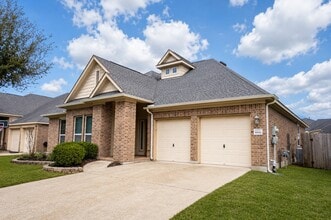Building Photo - 16006 Lost Anchor Way Ln