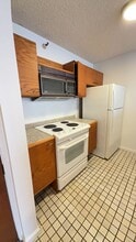Building Photo - 60 N Beretania St