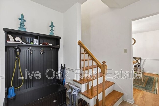 Building Photo - 908 N Plantation Dr