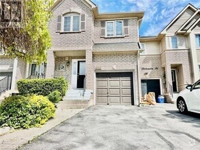 Building Photo - 2110 Glenhampton Rd