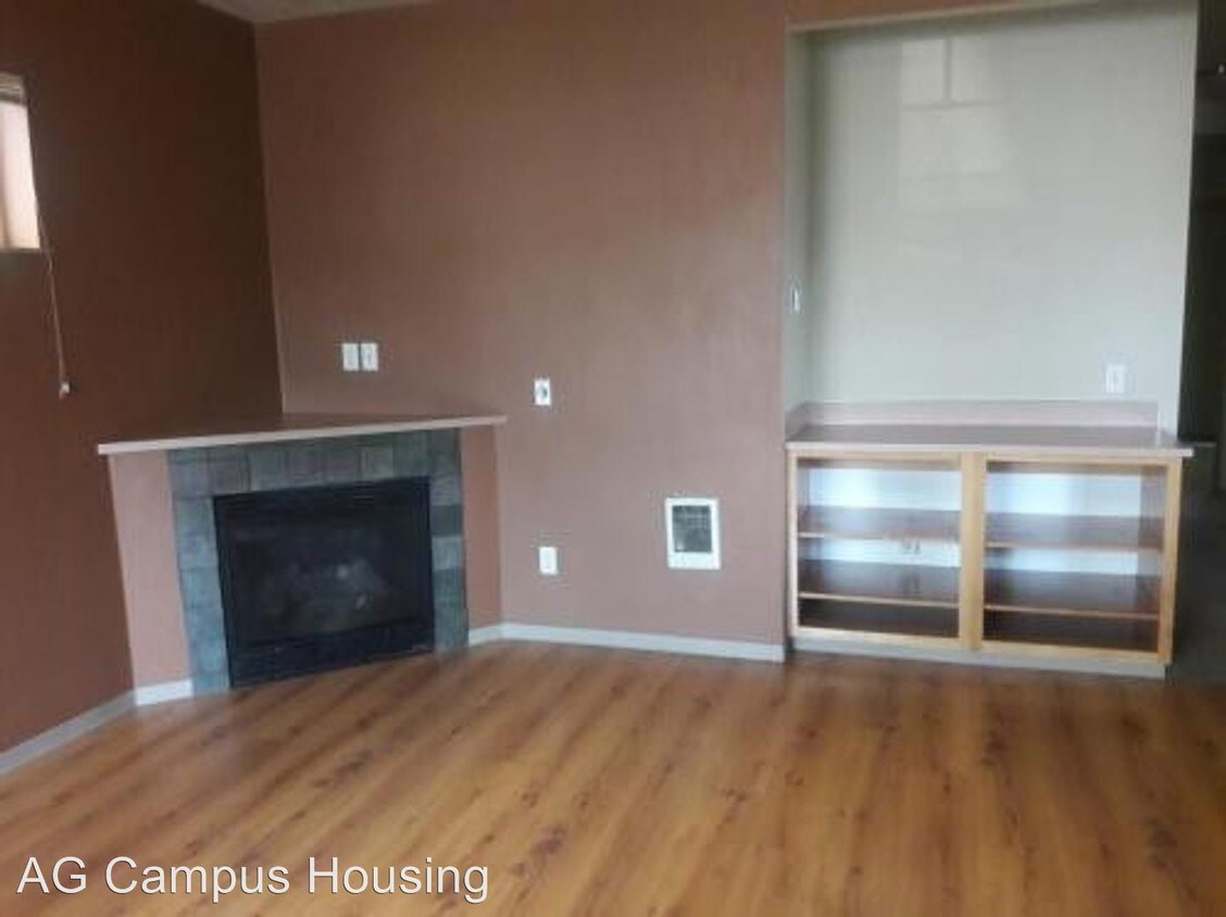 Primary Photo - 762 E 17th Ave