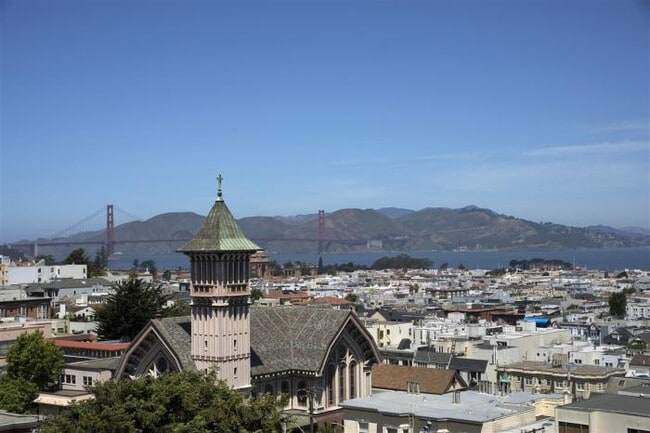 Building Photo - 2 bedroom in San Francisco CA 94123
