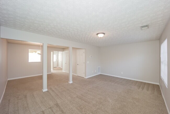 Foto del edificio - 1902 Grove Way