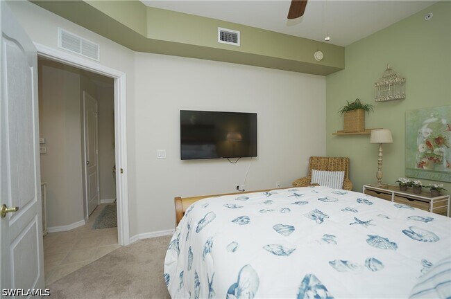 Foto del edificio - 3435 Laurelgreens Ln S