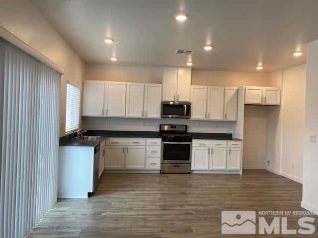 Building Photo - 450 Summer Triangle Dr