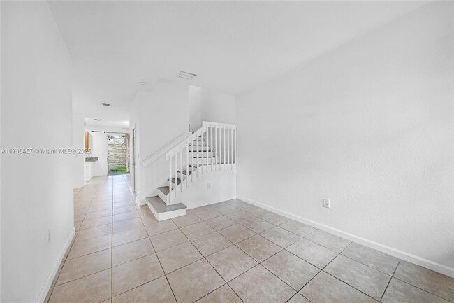 Foto del edificio - 948 NE 29th Terrace