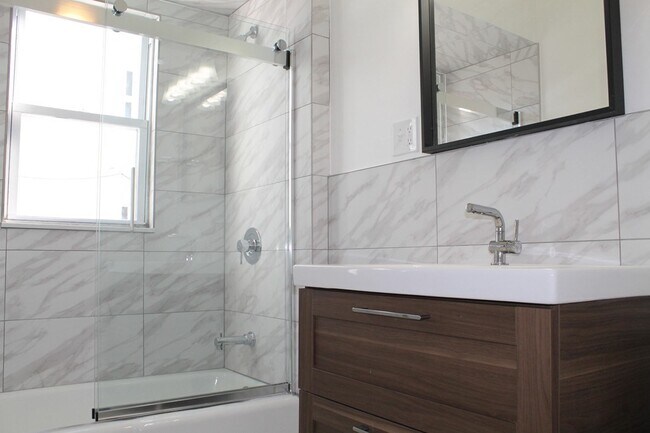 Foto del edificio - 1016 South St