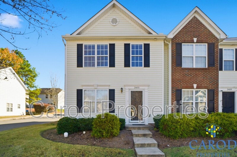 Primary Photo - 3405 Broadwick St