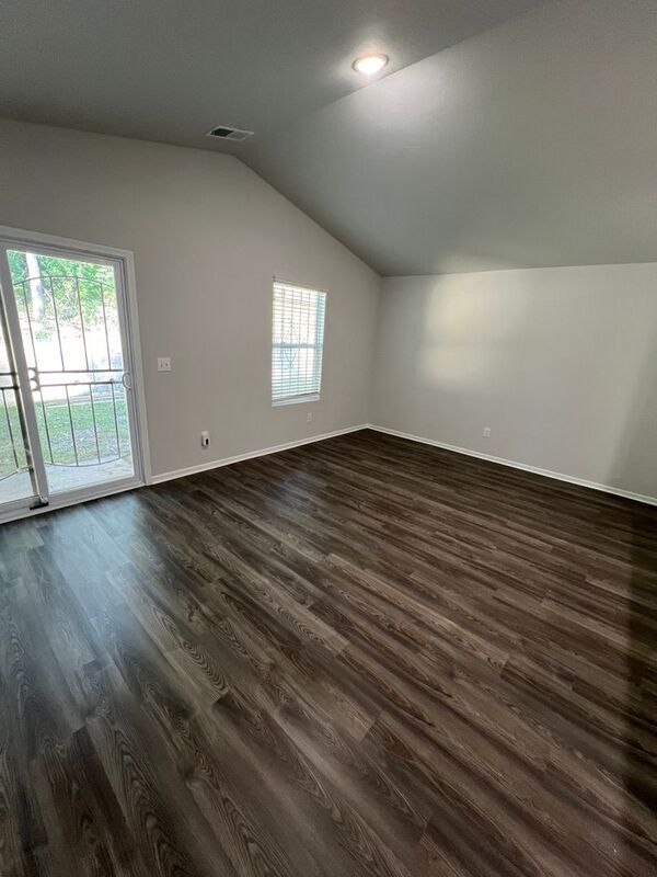 Foto del edificio - 4034 Park Ave