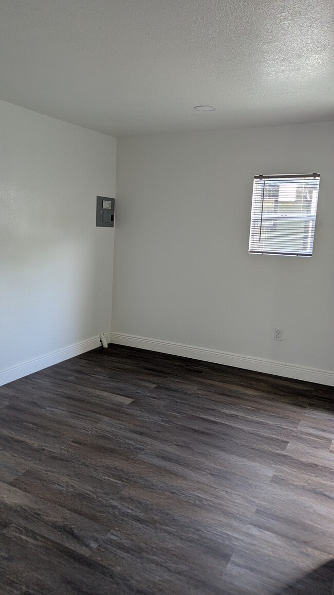 Building Photo - 10038 Ratcliff Ct