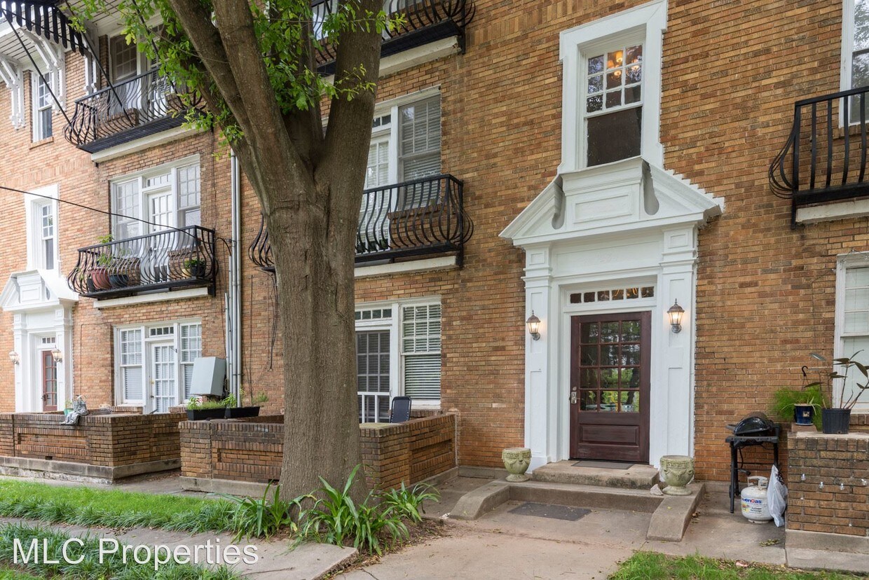 Primary Photo - 1230 Virginia Ave NE