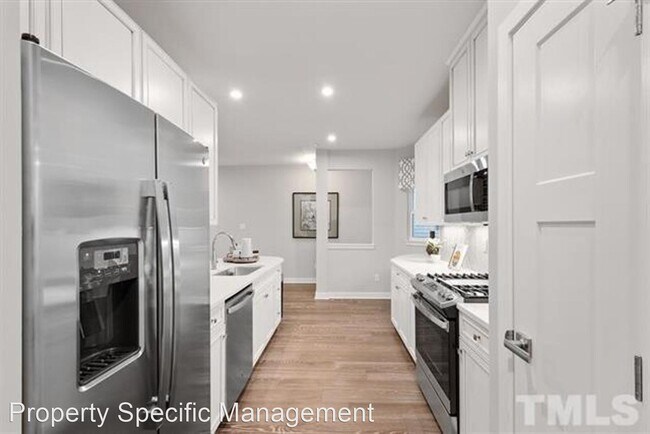Building Photo - 3 br, 2.5 bath House - 406 Smallwood Drive
