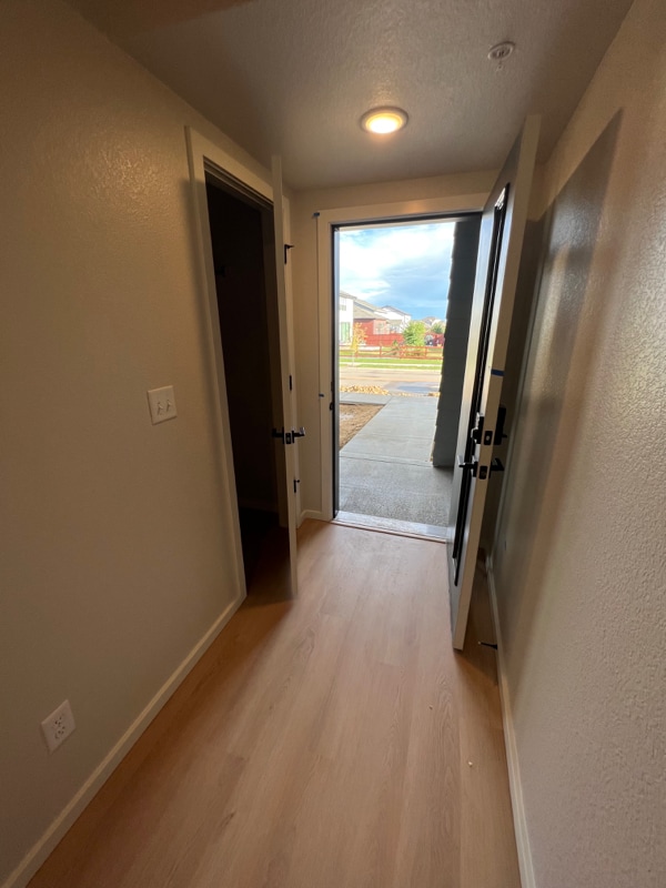 Foto del edificio - 1788 Iron Wheel Dr