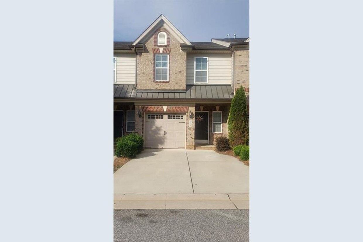 Primary Photo - Wyngate Village- 3 bedroom, 2.5 bath home ...