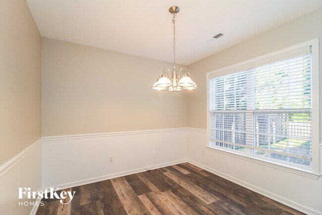 Building Photo - 6152 Birkdale Dr