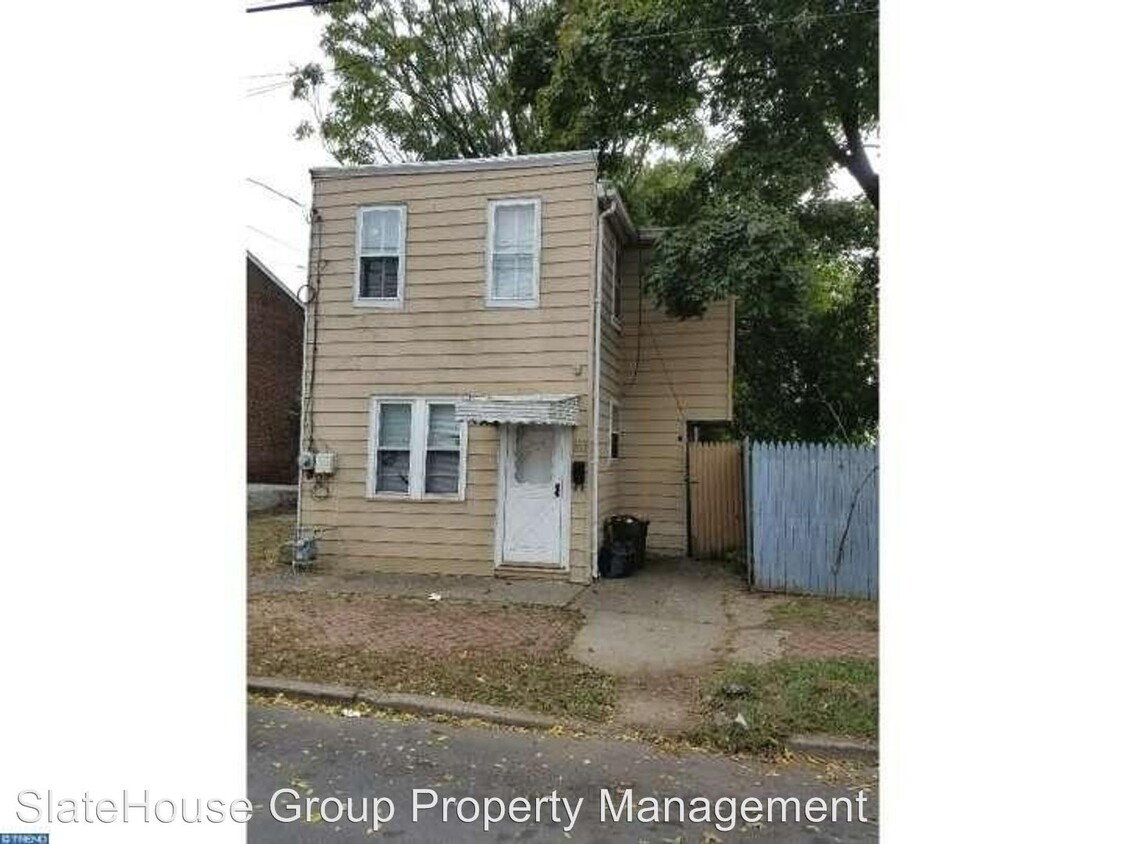 Primary Photo - 3 br, 1 bath House - 203 Rusling St