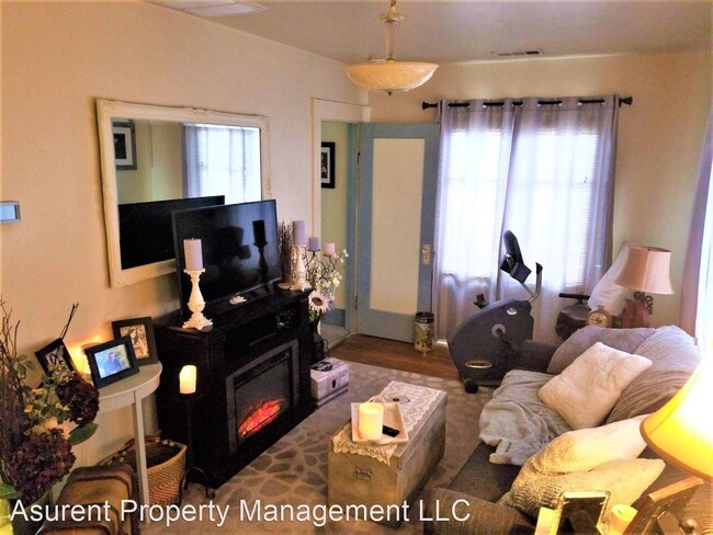 Foto del edificio - 323-323 N Grape St