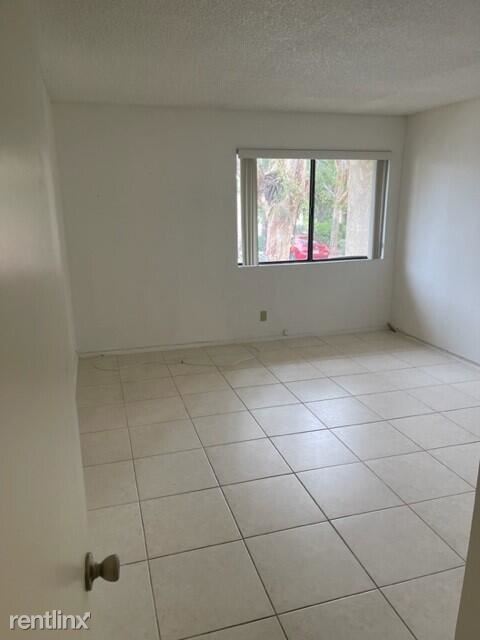 Foto del edificio - 2 br, 2 bath Condo - 200 E Racquet Club Rd...