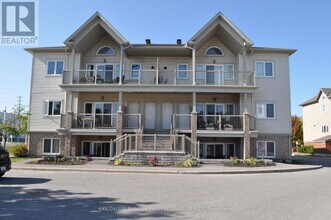 Building Photo - 103 Fraser Fields Way
