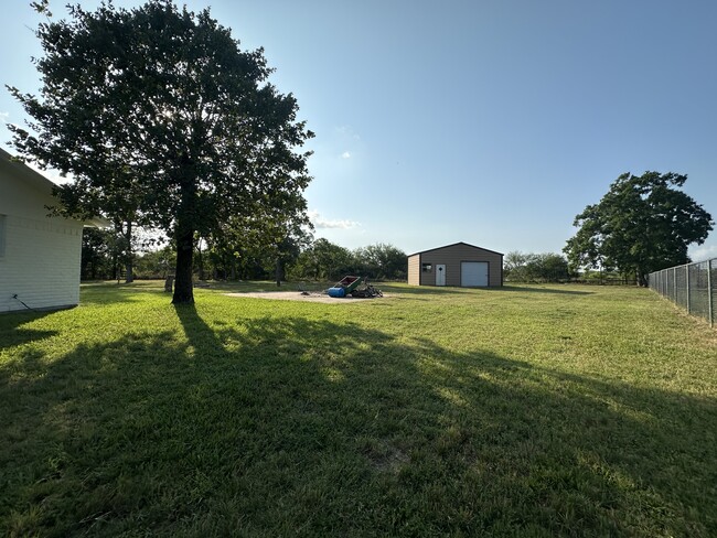 Building Photo - 241 Buck Square St