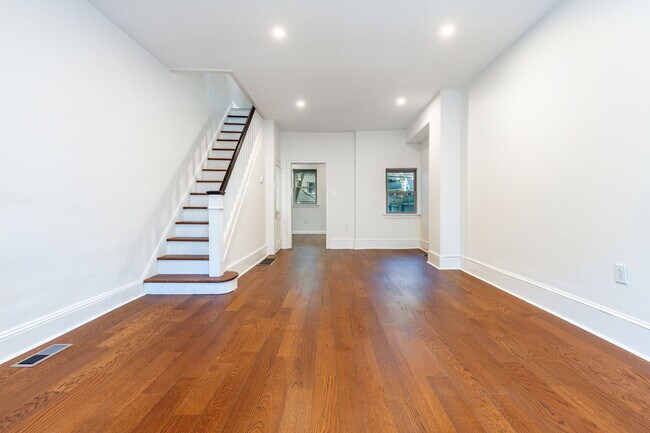 Foto del edificio - 2108 S Garnet St