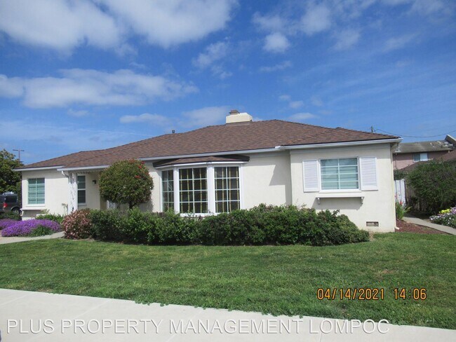 Foto del edificio - 2 br, 2 bath House - 136 North G Street
