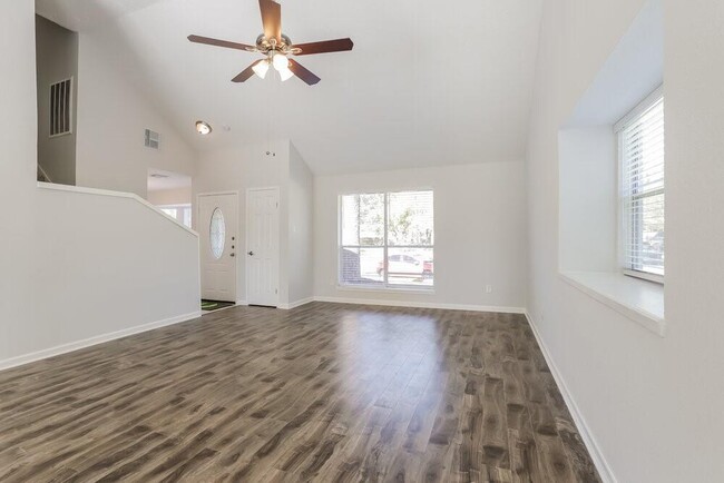 Building Photo - 20123 Big Timber Dr