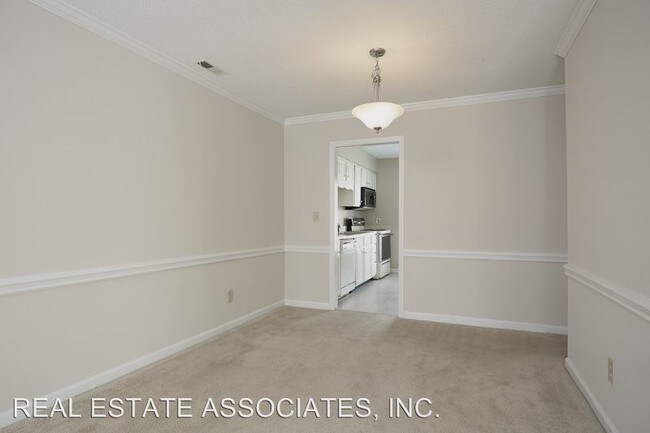 Building Photo - 2 br, 2.5 bath House - 3117 Coachmans Way