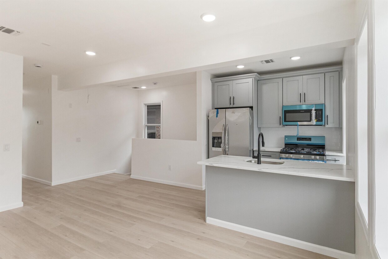 Foto principal - 709 Grand Ave