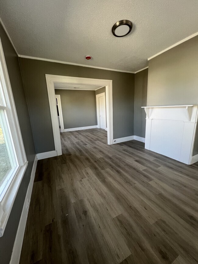 Foto del edificio - 726 Henderson Ave