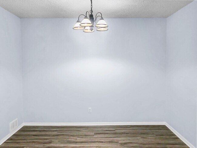 Foto del edificio - 715 Oakwood Ln